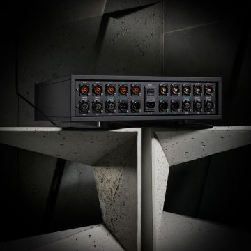 Vitus Audio SL-103 + SS-103 Line Stage & Stereo Power Amplifier Signature